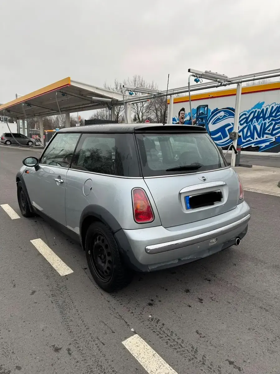 Używany Mini Cooper 116 KM (85 kW) 2003 Srebrny Hatchback