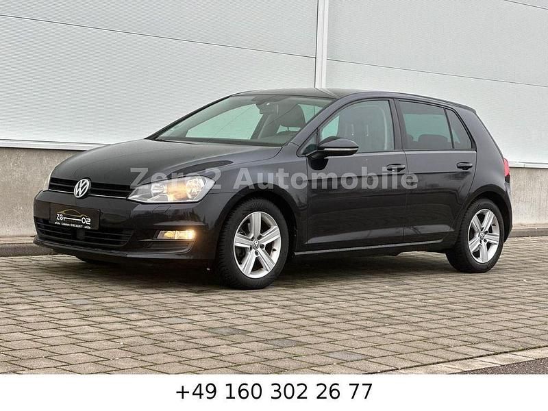 Schwarz Gebraucht 2014 VW Golf Comfortline Limousine | 8.890 € (Guter Preis) - Bild 1/4