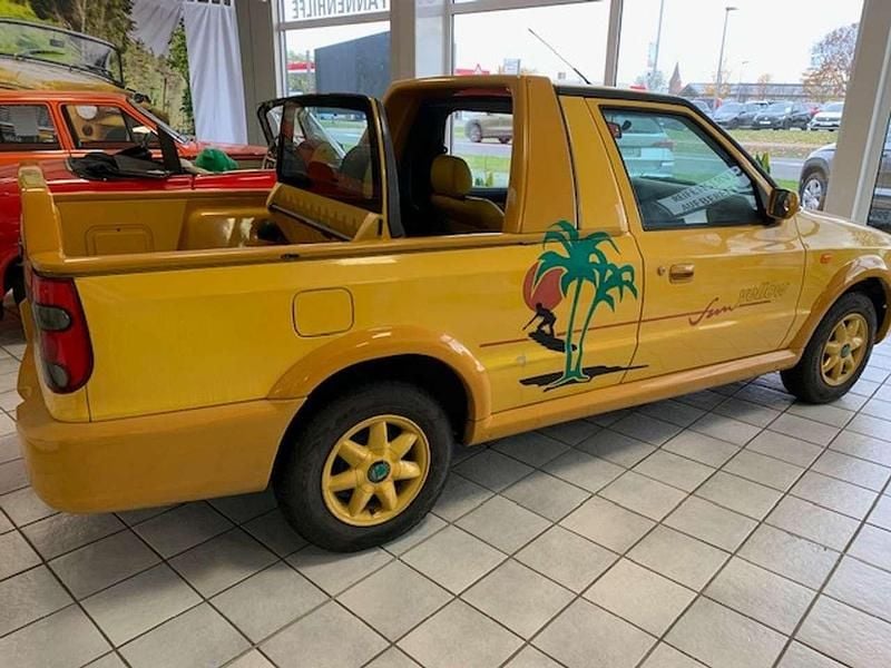 Gebraucht Skoda Felicia Fun 75 PS (55 kW) 2000 Gelb Pickup