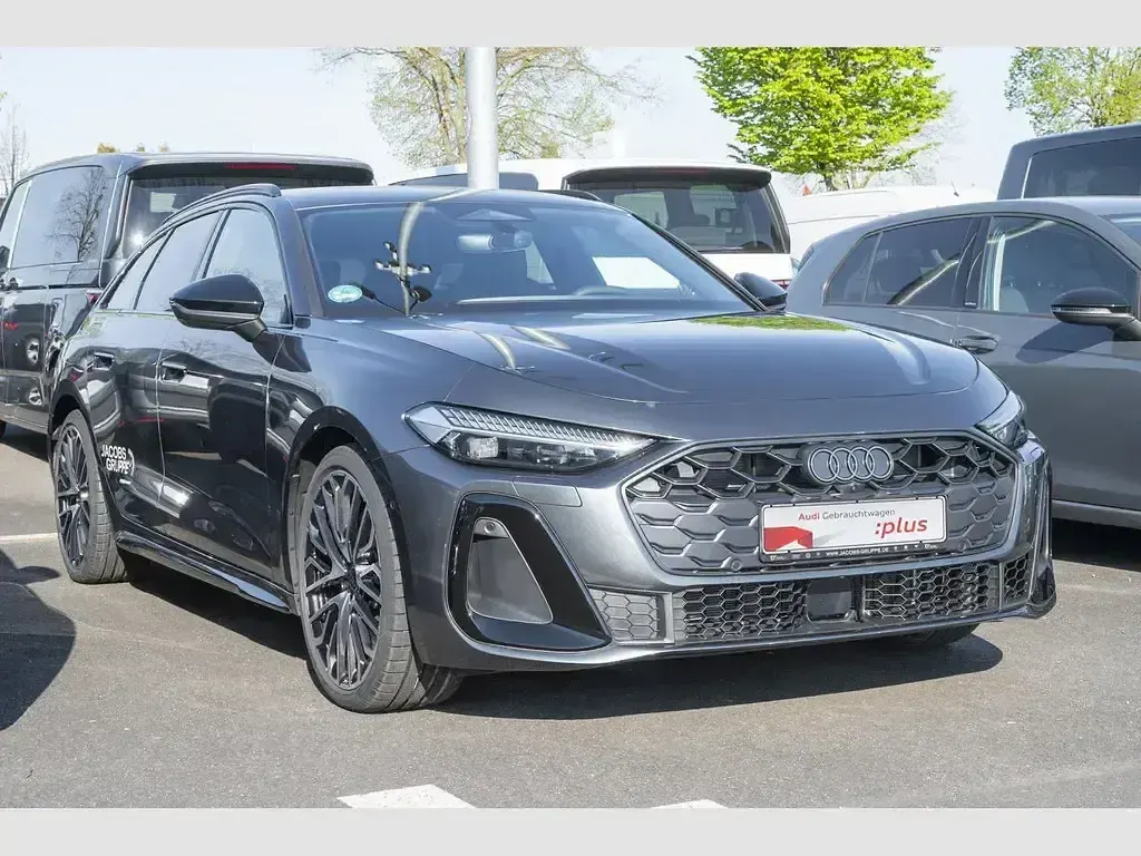 Gebraucht Audi S5 Ambiente 270 PS (198 kW) 2026 Grau Kombi
