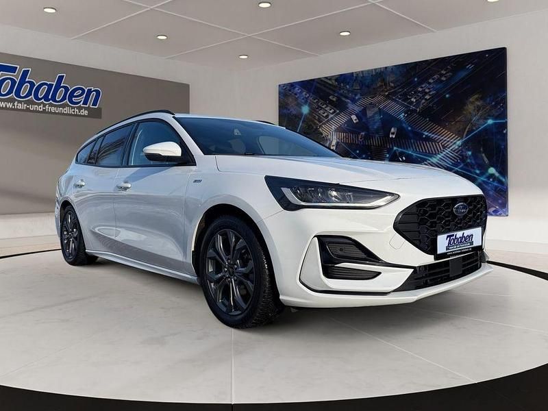 Gebraucht Ford Focus ST-Line 155 PS (114 kW) 2024 Weiß Limousine