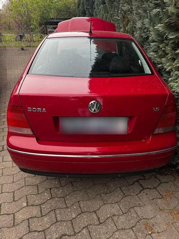 Gebraucht VW Bora Pacific 105 PS (77 kW) 2003 Rot Limousine