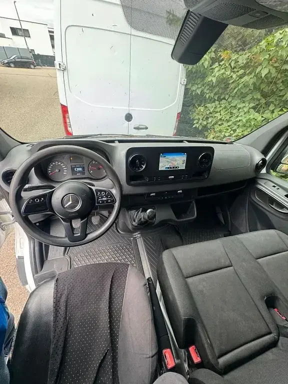 Gebraucht Mercedes Sprinter 163 PS (119 kW) 2019 Weiß Van