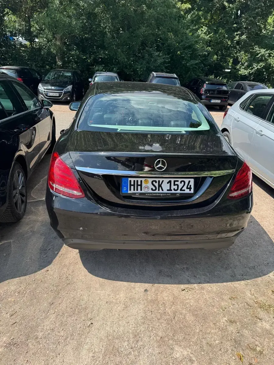 Gebraucht Mercedes C220 170 PS (125 kW) 2016 Schwarz Limousine