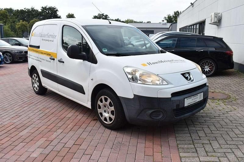 Weiss Gebraucht 2011 Peugeot Partner Comfort Van / Kleinbus | 5.000 € (Fairer Preis) - Bild 1/4