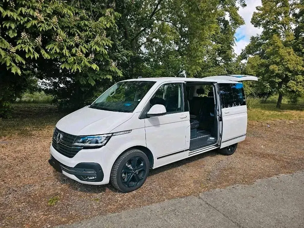 Gebraucht VW Multivan 199 PS (146 kW) 2020 Weiß Van / Kleinbus