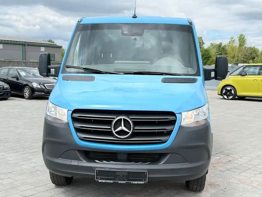 Używany Mercedes Sprinter 163 KM (119 kW) 2019 Niebieski Van