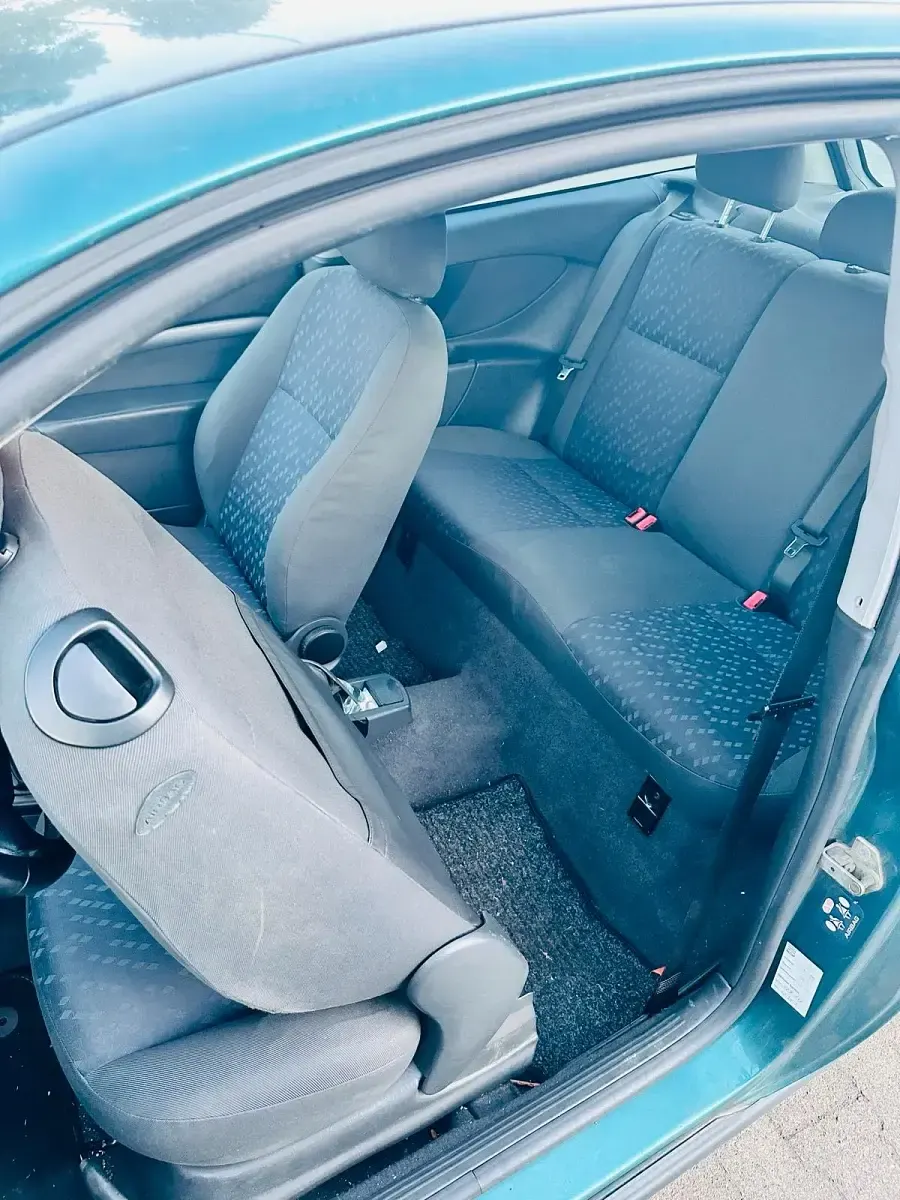 Gebraucht Ford Focus 116 PS (85 kW) 1999 Grün Kleinwagen