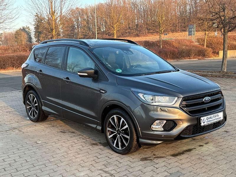 Gebraucht Ford Kuga ST-Line 179 PS (131 kW) 2019 Magneticgrau (metallic) SUV