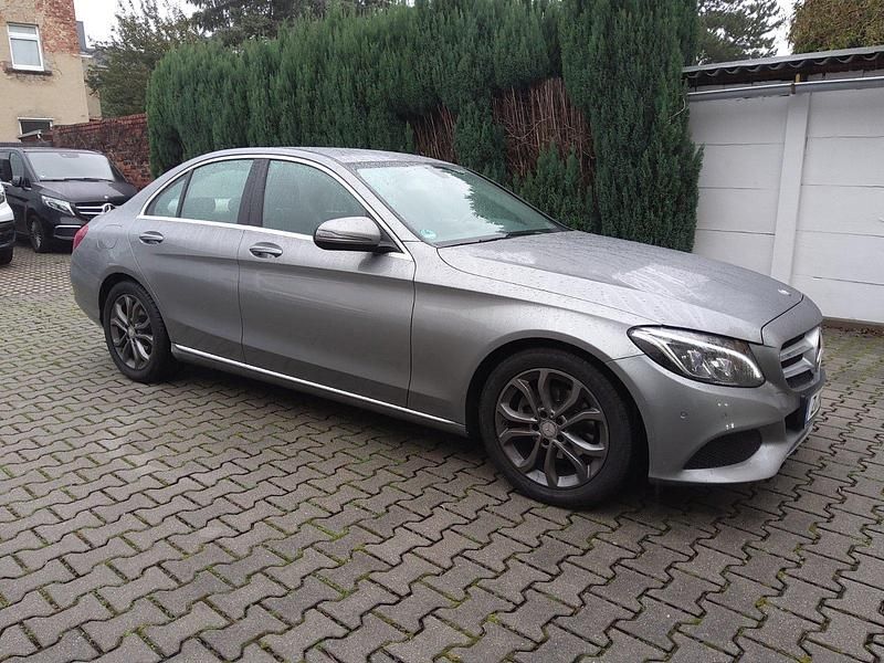 Gebraucht Mercedes 200 136 PS (100 kW) 2016 Grau Limousine