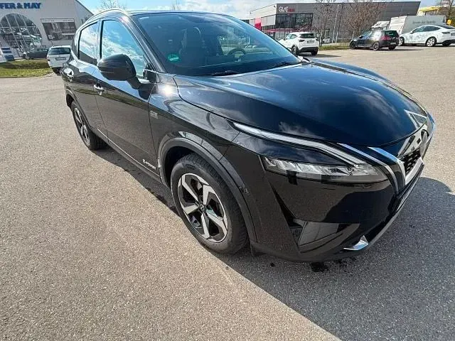 Gebraucht Nissan Qashqai 360º 190 PS (139 kW) 2024 Schwarz SUV