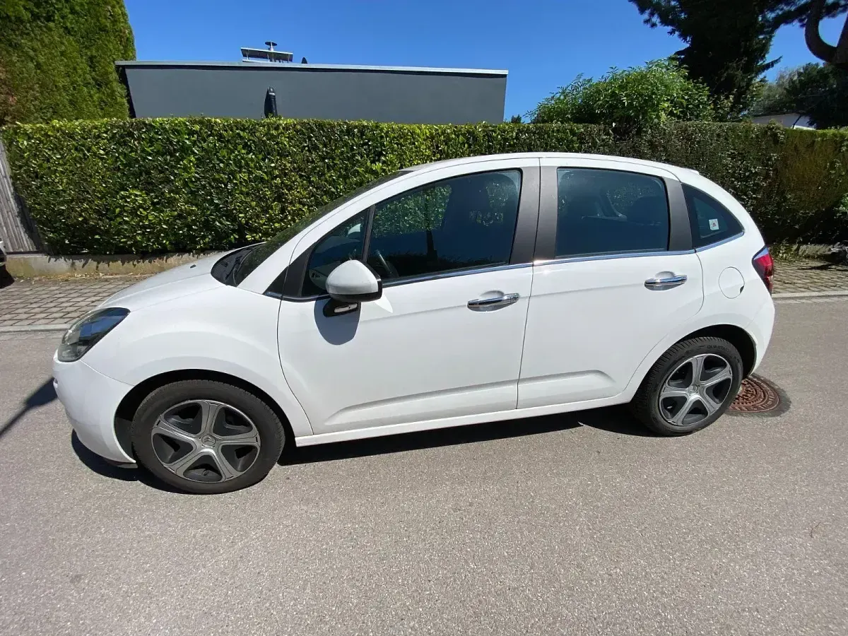 Gebraucht Citroën C3 PureTech 68 PS (50 kW) 2016 Weiß Kleinwagen