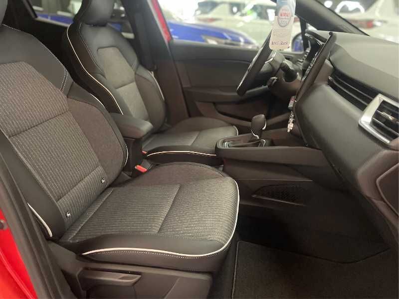Gebraucht Mitsubishi Colt Edition 143 PS (105 kW) 2025 Rot Limousine