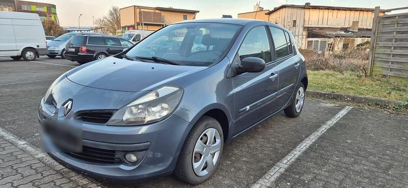 Gebraucht Renault Clio III 75 PS (55 kW) 2006 Grau Limousine