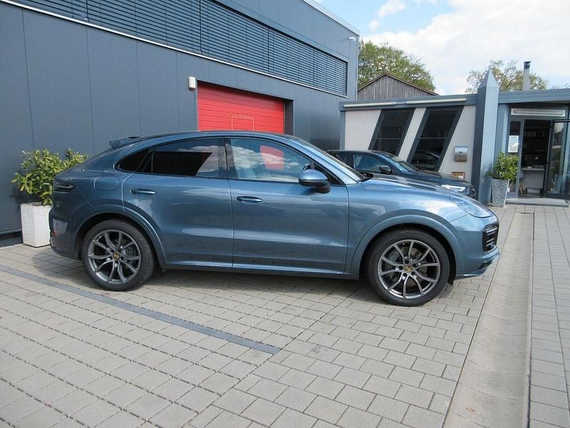 Gebraucht Porsche Cayenne Coupe 441 PS (324 kW) 2020 Blau Coupé