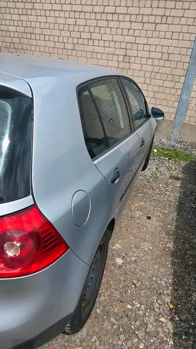 Gebraucht VW Golf V 75 PS (55 kW) 2004 Grau Kleinwagen