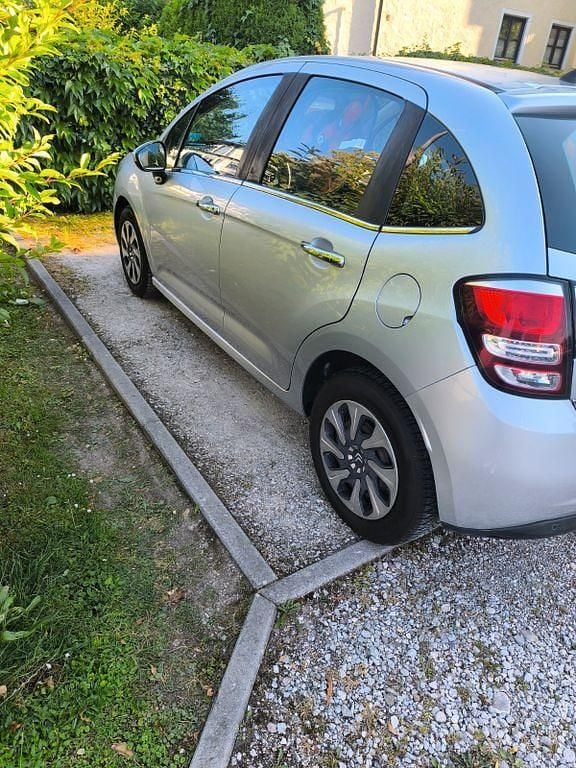 Silber Gebraucht 2016 Citroën C3 Kleinwagen | 4.900 € (Guter Preis) - Bild 1/4