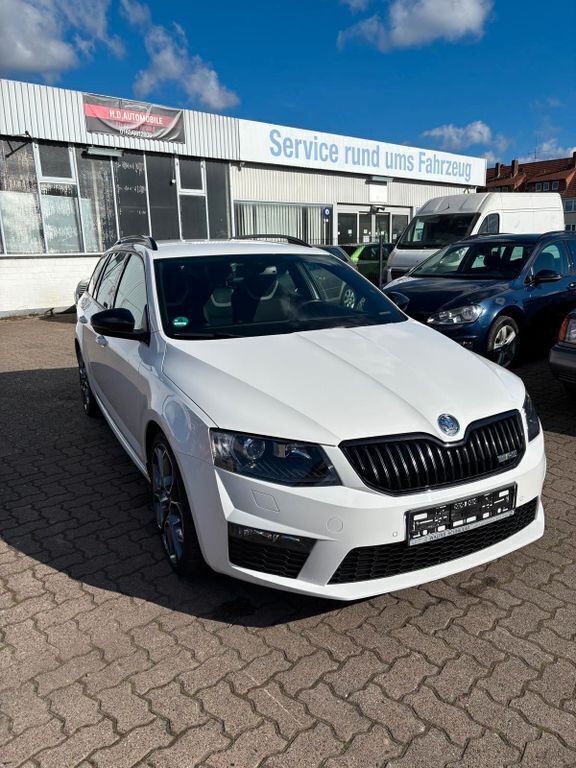Weiß Gebraucht 2014 Skoda Octavia RS Kombi | 9.600 € (Guter Preis) - Bild 1/4