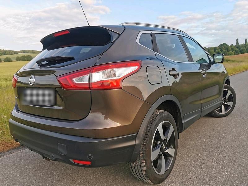 Gebraucht 2016 Nissan Qashqai SUV | 11.500 € (Superpreis) - Bild 1/4
