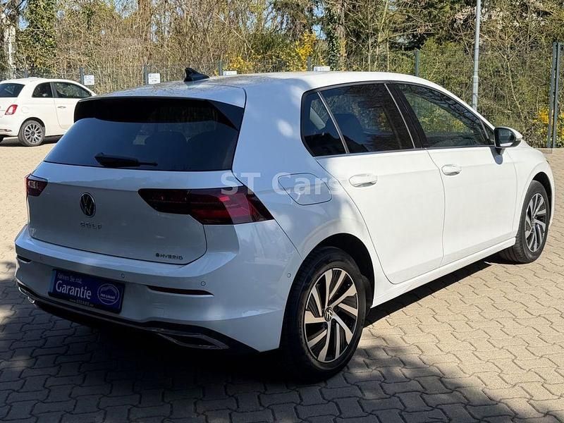 Gebraucht VW Golf VII Style 204 PS (150 kW) 2021 Weiß Kleinwagen