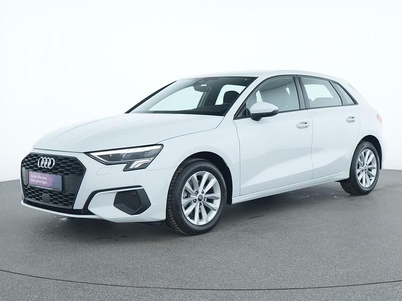 Gletscherweiß Gebraucht 2022 Audi A3 Business Limousine | 25.445 € (Fairer Preis) - Bild 1/4