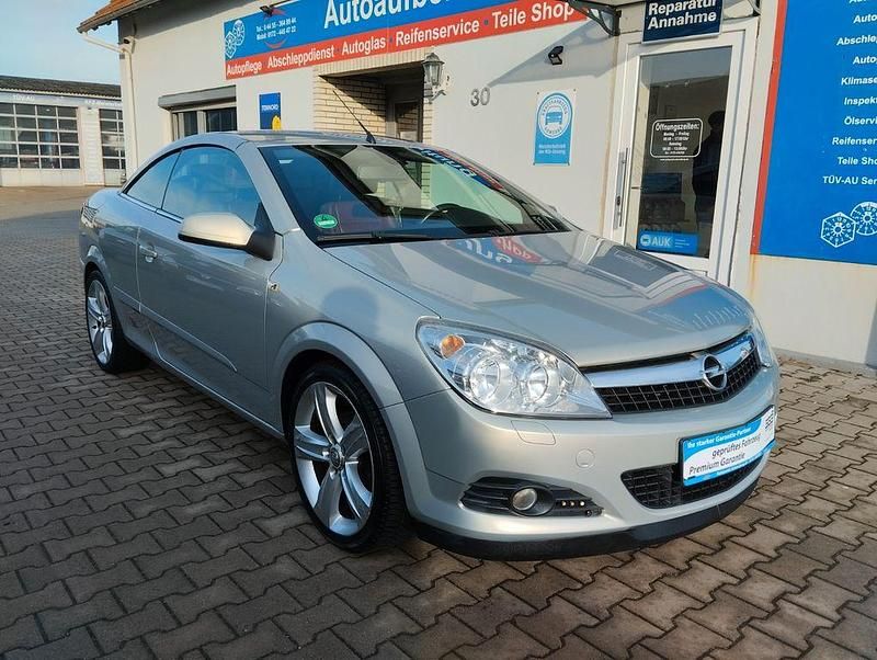 Grau Gebraucht 2008 Opel Astra Cabriolet Cabrio | 3.999 € (Etwas zu teuer) - Bild 1/4