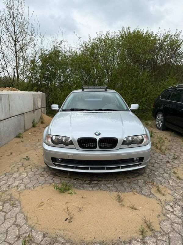 Silber Gebraucht 2000 BMW 323 Coupé | 2.700 € (Superpreis) - Bild 1/4