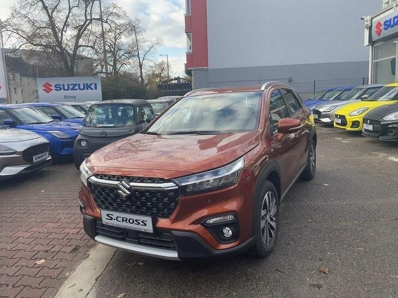 Braun Gebraucht 2024 Suzuki SX4 S-Cross SUV | 27.999 € (Etwas zu teuer) - Bild 1/4