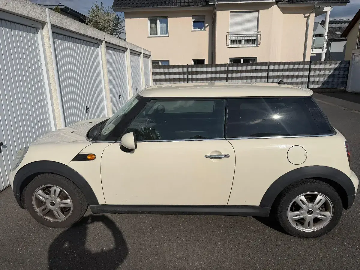 Brugt Mini ONE 75 HK (55 kW) 2009 Beige Hatchback