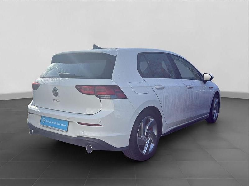 Gebraucht VW Golf VIII GTI 245 PS (180 kW) 2024 Weiß Limousine