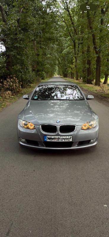 Grau Gebraucht 2007 BMW 320 Cabriolet Cabrio | 8.750 € (Fairer Preis) - Bild 1/4