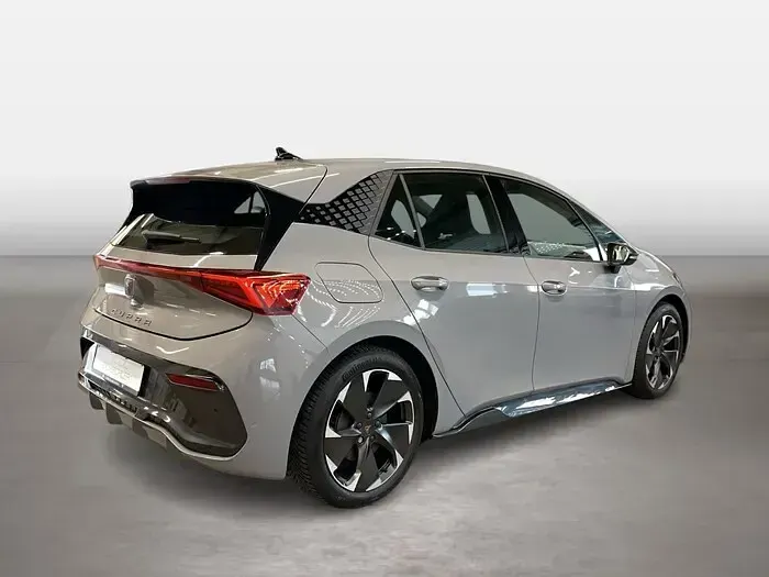 Gebraucht Cupra Born 150 kW (204 PS) 2024 Vapor grau Kleinwagen