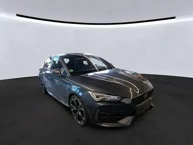 Gebraucht Cupra Leon VZ 300 PS (220 kW) 2024 "magnetic tech" Limousine