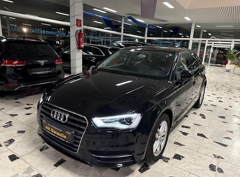 Gebraucht Audi A3 Attraction 150 PS (110 kW) 2014 Schwarz Limousine