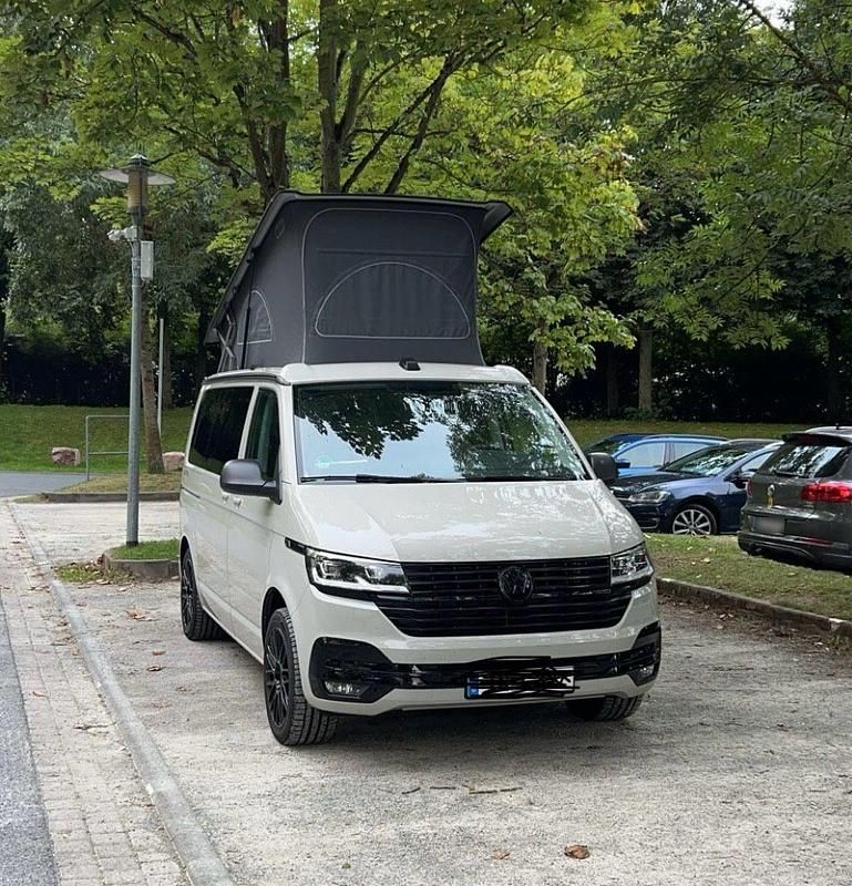 Gebraucht VW California Beach 150 PS (110 kW) 2024 Grau Van