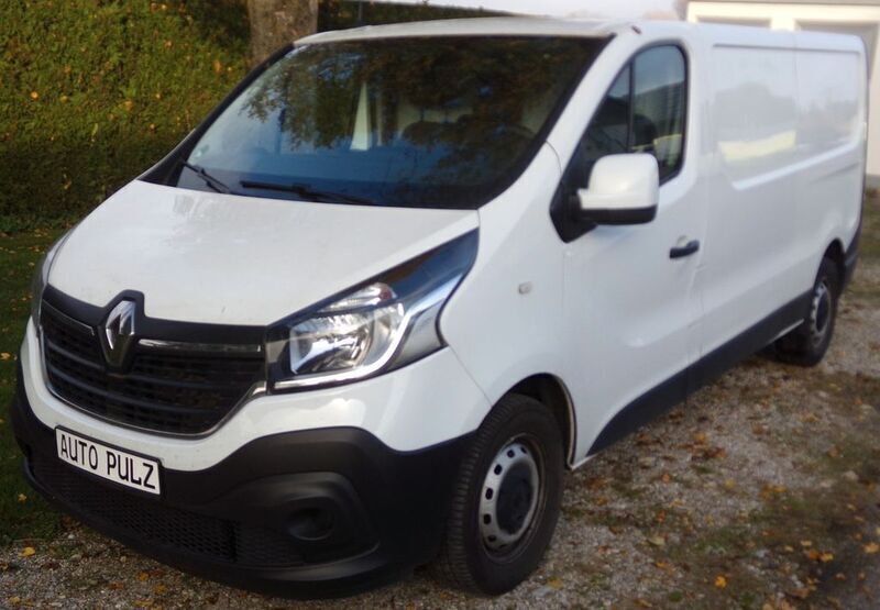 Weiß Gebraucht 2021 Renault Trafic Komfort Van | 13.999 € (Superpreis) - Bild 1/4