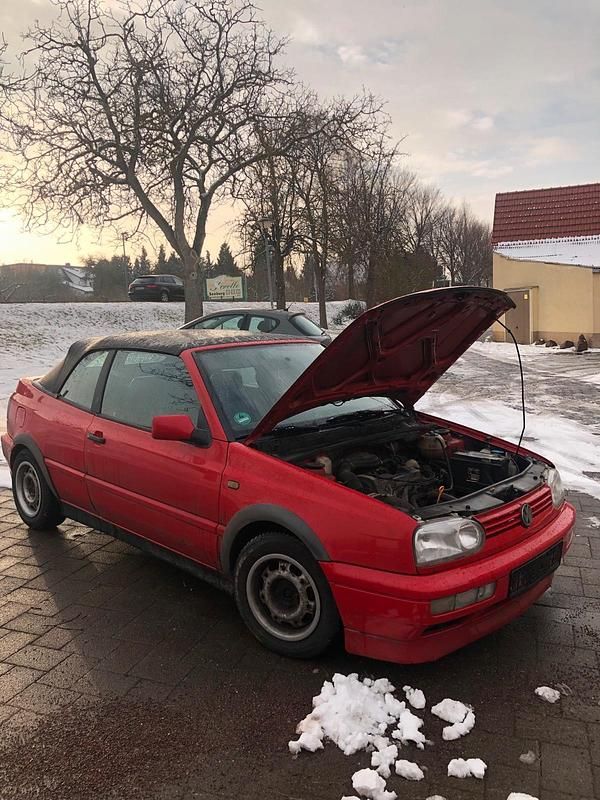 Gebraucht VW Golf Cabriolet 90 PS (66 kW) 1997 Rot Cabrio