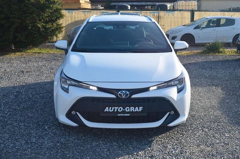 Gebraucht Toyota Corolla Business Edition 98 PS (72 kW) 2022 Weiß Limousine