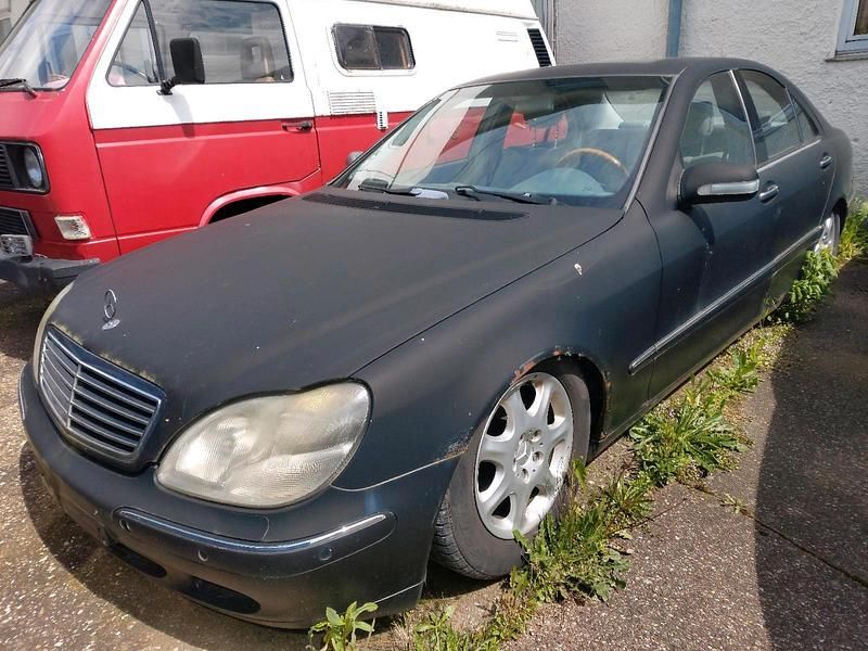 Schwarz Gebraucht 2000 Mercedes S320 Limousine | 999 € - Bild 1/4