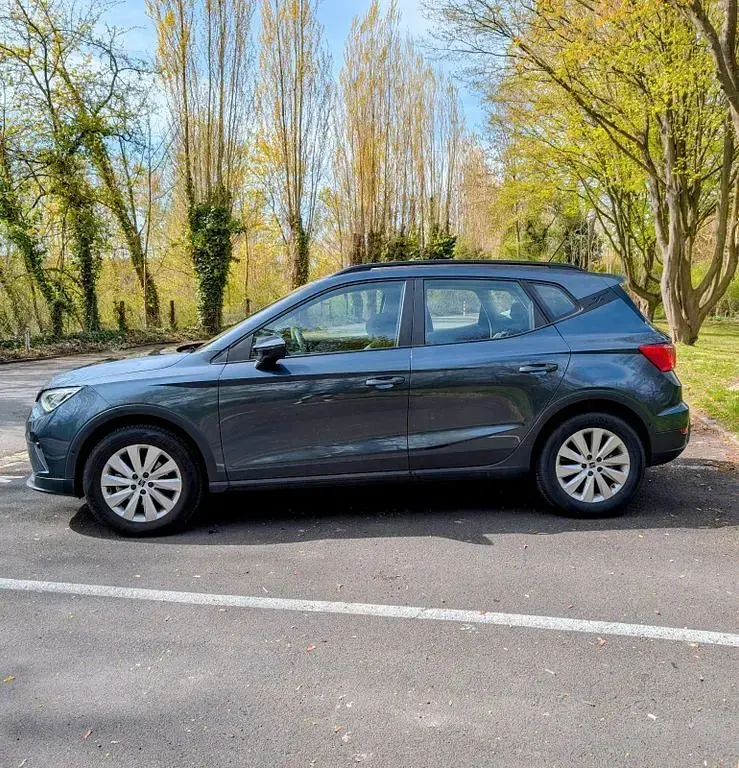 Gebraucht Seat Arona Style 110 PS (80 kW) 2024 Grau SUV