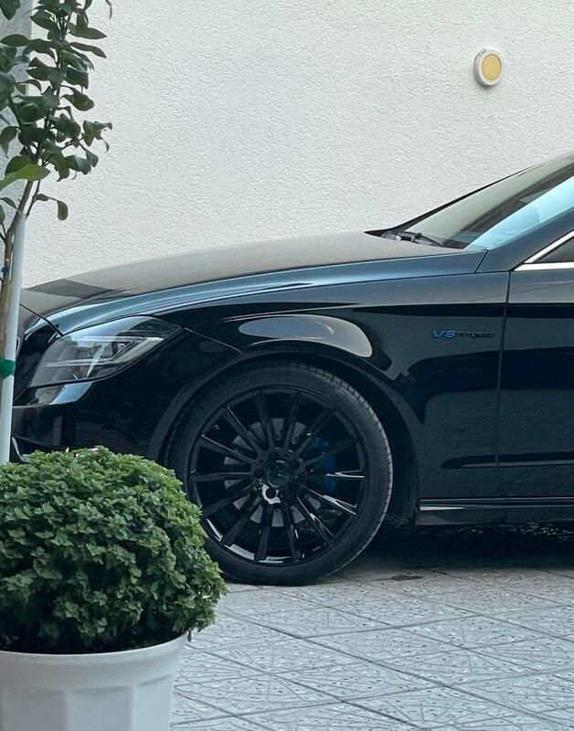 Schwarz Gebraucht 2011 Mercedes 350 AMG Limousine | 16.800 € (Etwas zu teuer) - Bild 1/4