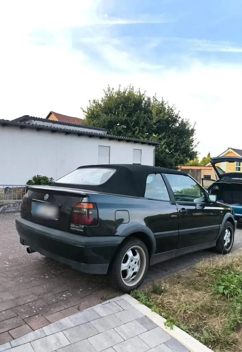 Gebraucht VW Golf Cabriolet 75 PS (55 kW) 1994 Schwarz Cabrio