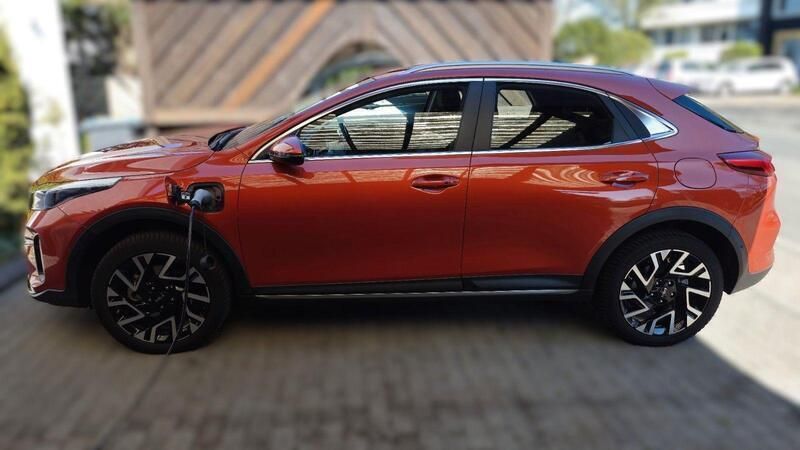 Orange Gebraucht 2022 Kia XCeed Spirit SUV | 24.990 € (Fairer Preis) - Bild 1/4