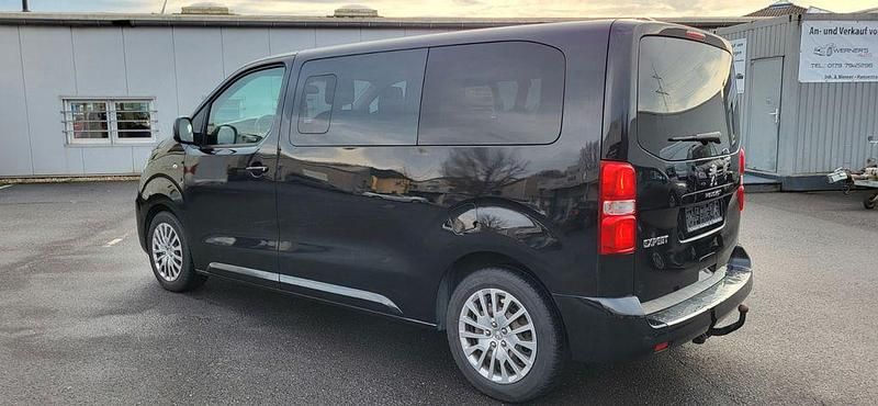 Gebraucht Peugeot Traveller 177 PS (130 kW) 2017 Schwarz Van / Kleinbus