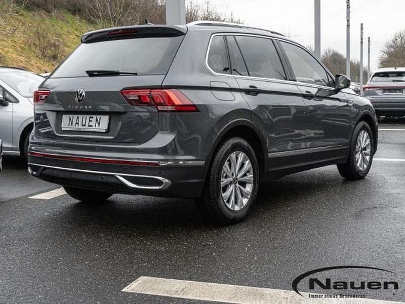 Gebraucht VW Tiguan Elegance 150 PS (110 kW) 2022 Delfingrau SUV