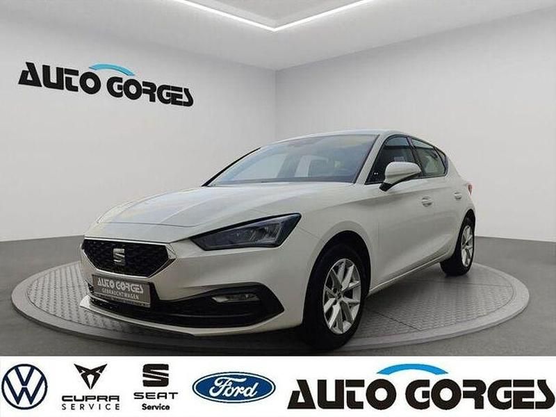 Gebraucht Seat Leon Style 150 PS (110 kW) 2023 Weiß Limousine