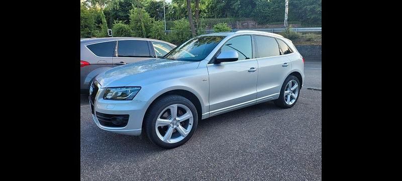 Second-hand Audi Q5 S-Line 239 CP (175 kW) 2009 Argintiu SUV