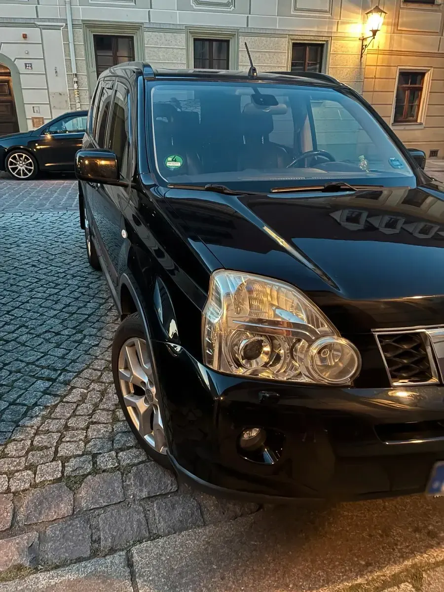 Gebraucht Nissan X-Trail 150 PS (110 kW) 2010 Schwarz SUV
