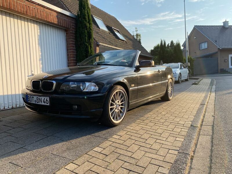 Schwarz Gebraucht 2000 BMW 325 Sport Line Cabrio | 6.000 € (Superpreis) - Bild 1/4