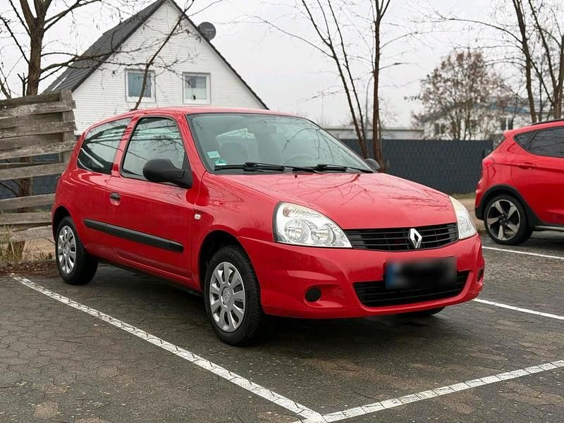 Gebraucht Renault Clio II 58 PS (42 kW) 2010 Rot Kleinwagen